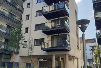 Image de Secluded and spacious, 2-bedroom apartment in Dublin city center with WiFi, Ac