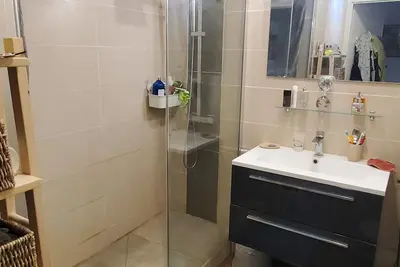 Image de A 15 mn des plages, Appartement stding 2 chbres dans rés sécurisée avec piscine