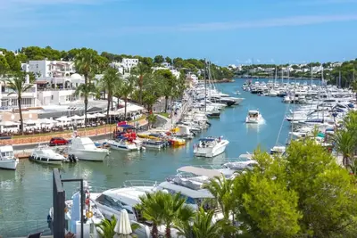 Image de Casa-RiFu is only a few minutes walk from the center of Cala d'Or and the beaches.