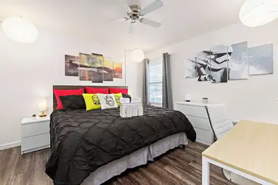 Image de Bamboo Loft Elegant Spacious - dedicated workspace dedicated Parking has a Gym