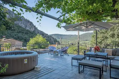 Image de Fairy-tale Tiny House From 17th Century