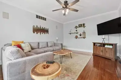 Image de Spacious Short North Home - 11 beds/3. 5bth- Steps off High St