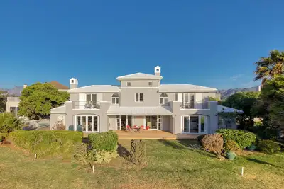 Image de Golf at the Beach!