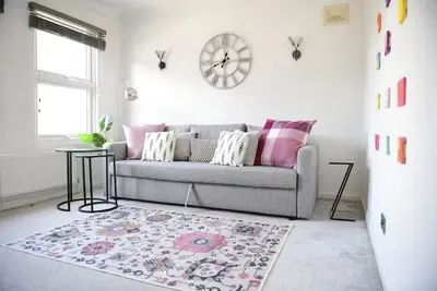 Image de Stylish 3Bed | Garden | Parking | near Stations | London | Harry Potter studios