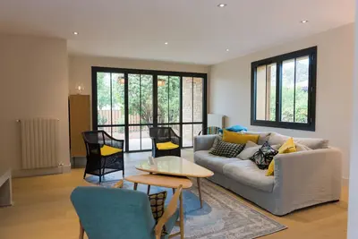 Image de Très belle villa en bois à 200m du Bassin - Grande Terrasse