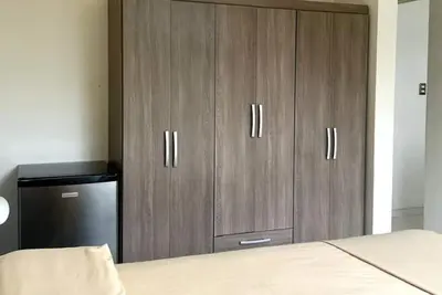 Image de Complete Duplex With 2 Bedrooms And 3 Bathrooms