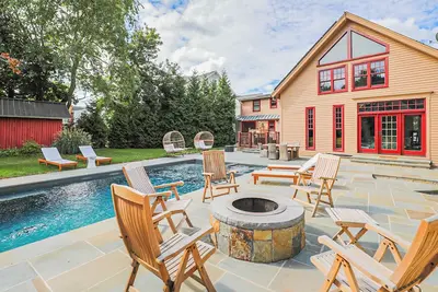 Image de Multi Family Pool Retreat - 6-bedroom chateau in Fairfield with nature & spa!