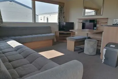 Maple leaf - 3 bedrooms sleeps 8