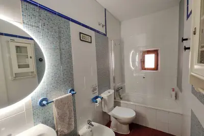 Image de Cottage with garden, fireplace and barbecue. Located in an area with unique charm.