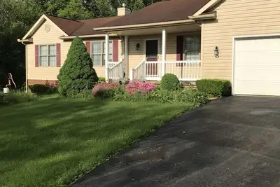 Image de Amaryllis Guest House - Lovely 3-bedroom house in country setting - WiFi and Ac