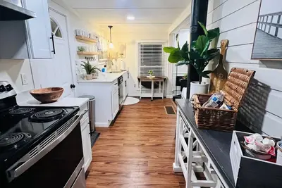 Image de Cozy Cottage on a Lake, near Gunstock Mountain