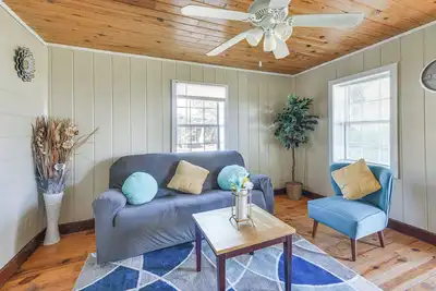 Image de Charming Duplex Unit in Southwest Georgia