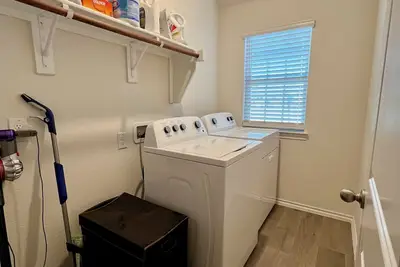 Image de 3-bedroom house in welcoming Lavon with WiFi, Ac