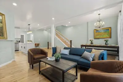 Image de Brand New! Luxe 4Br/3Ba Retreat, Walk to Ppg/Duquesne, Near Downtown, Free Park