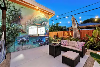Image de Cozy Private Villa •Near Hardrock Stadium • Serene Backyard
