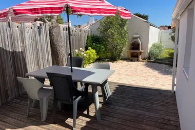 Image de Maison mitoyenne à Barbâtre, proche plage, 4 personnes, Wi-Fi, jardin clos