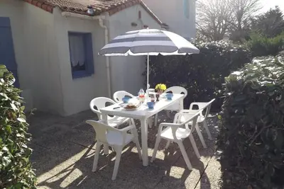 Image de Maison mitoyenne confortable, proche plage et forĂŞt