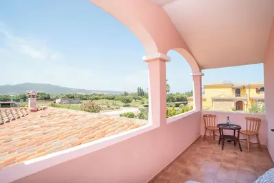 Image de Sardegnaest vue sur la mer et piscine Spa