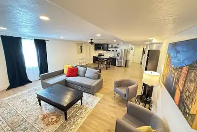 Cozy 1 bdrm & sofa bed full apt, many amenities in enjoyable Suncrest, Draper