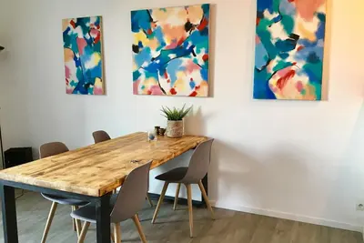 Image de Bel Appartement T2 - 40m2 - Vue mer et port du mĂ´le.