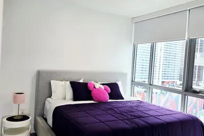 Image de 1-bedroom hotel unit in Miami downtown with gym, pool, balcony