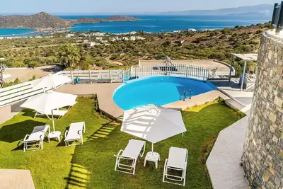 Image de Villa de luxe avec vue sur l'océan à Elounda