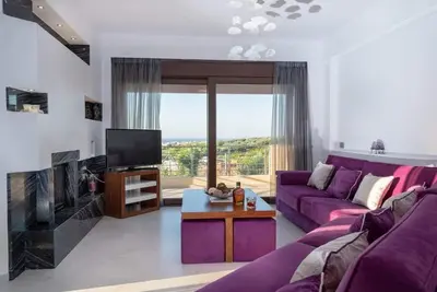 Image de Spacieuse villa à Malevizi avec jardin