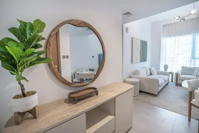 Image de 2-bedroom apartment in cool Dubai with fitness room, WiFi, Ac