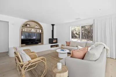 Image de Harlech House Rye - Relax to the sounds of the ocean in this tranquil back-beach retreat