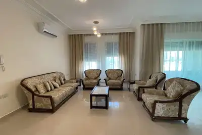 Image de Spacious 3-Bedroom Family Living - Walking distance to Restaurants, cafe & shop