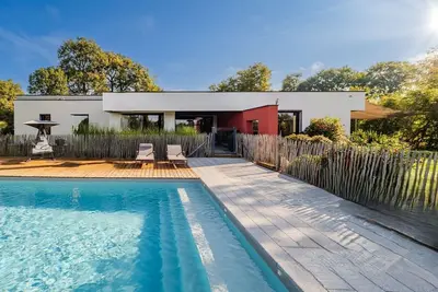 Image de Magnifique maison d'architecte avec piscine à 20 min d'Albi.