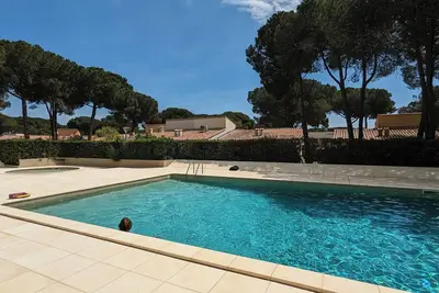 Image de Cap d'Agde, villa 4 pers, sécurisée climatisée, wifi gratuit, piscine parking.