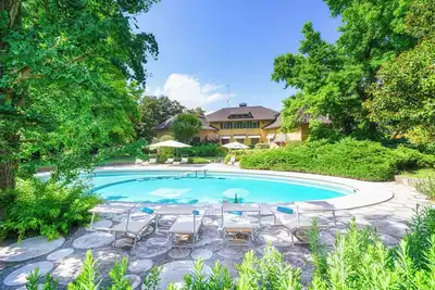 Image de Exclusive villa with large park and swimming pool to 8 km from Cremona Lombardy