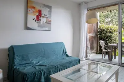 Image de Studio meublé 4 pers, terrasse et parking proche mer