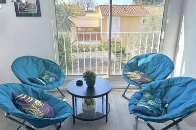 Image de Appartement spacieux 3 pièces, climatisé avec parking à Saint-Raphaël