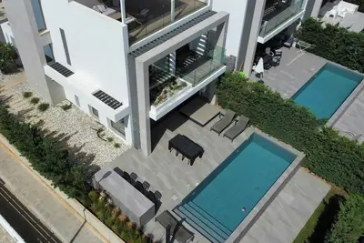 TooCoool Villa - Azure Seaview