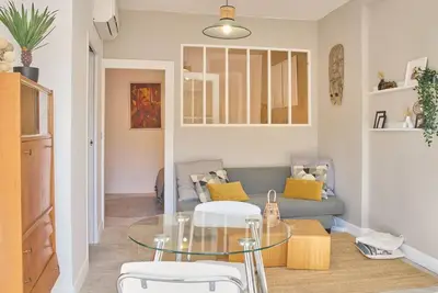 Image de L'Écusson Charmant – Appartement au coeur de ville