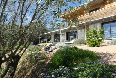 Image de Maison de charme dans la verdure - Centre ville de Porto-Vecchio