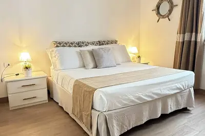 Image de In the center, perfect for groups or families. Just 5 minutes from the beaches.