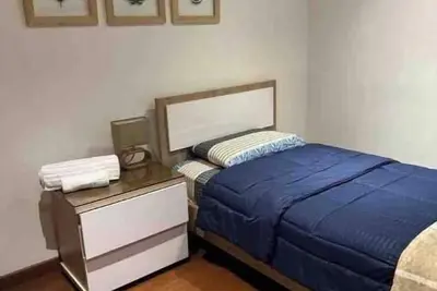 North near the mall, spacious, parking.