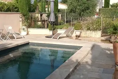 Image de Gîte 4 personnes en Provence avec piscine