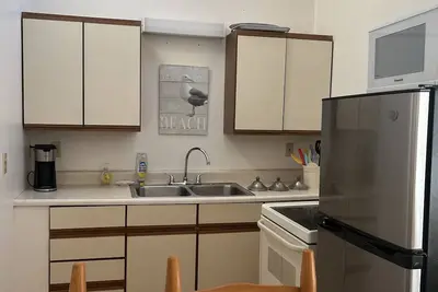 Image de Cozy 1-bedroom apartment in charming Kennebunk with WiFi, Ac. Walk to town.