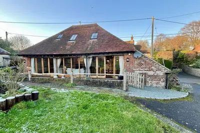 Image de The Old Tractor Shed by inspirestays. com - a cottage that sleeps 4 guests in 2 bedrooms