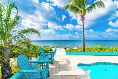 Image de The Bay with 500 Feet of BeachFront and 2 Cottages