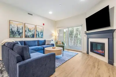 Image de A Modern Mountain Getaway - Loon Mtn - Pools - Hot Tubs - Restaurants & Shopping