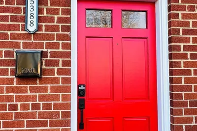 Image de Charming Newly renovated LuxHouse 3br 1. 5ba Backyard PetFriendly Great Location