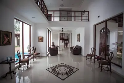 Image de 8 Br Private Villa w/ Pool & Staff – Ideal for Large Groups Near Hikkaduwa Beach