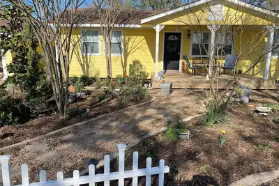 Image de Charming 3-bedroom house in Burton with WiFi and Ac