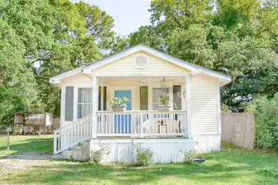 Image de Robinson Bayou's Blue Door Cottage