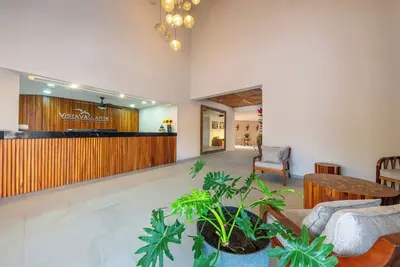 Image de Your Beachfront Destination 1